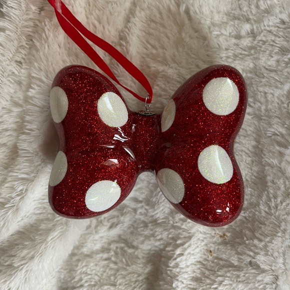 ❤️ NWT Minnie Mouse’s Bow Tree Ornament ❤️ - Picture 2 of 2